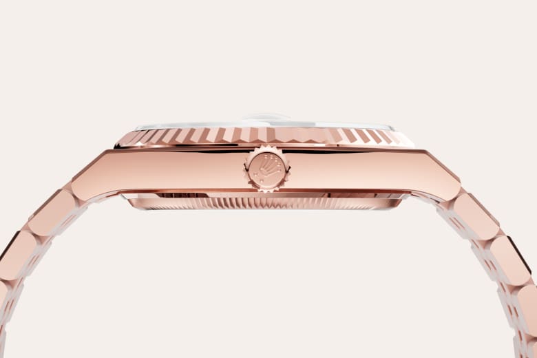 Emas Everose 18 karat