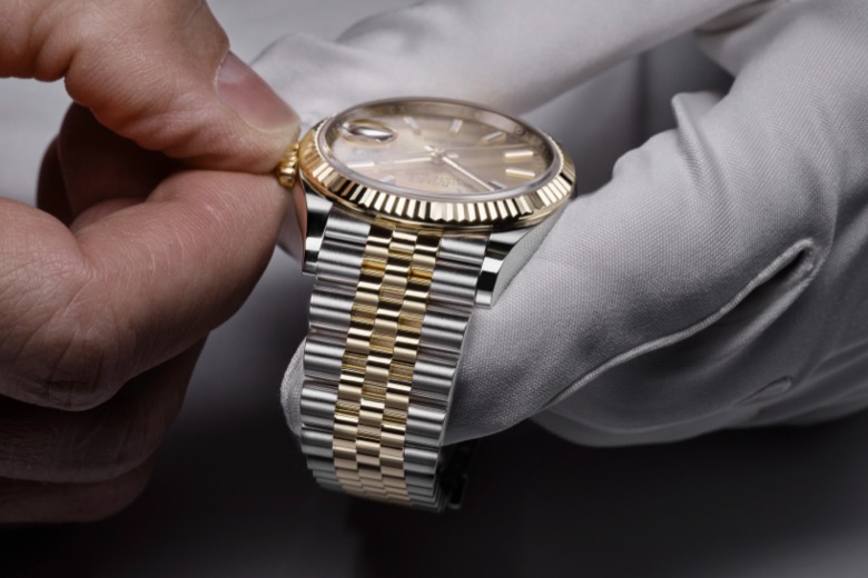 Menyervis Rolex Anda image