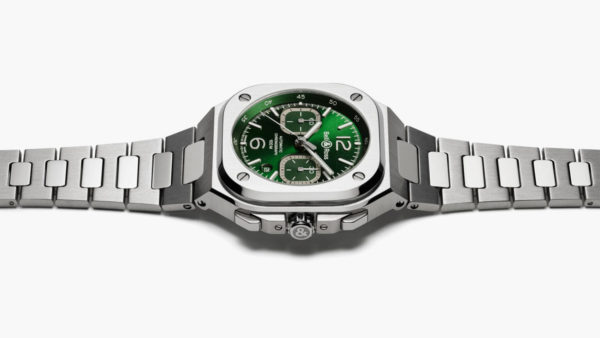 Bell Ross BR 05 Chrono Green Steel 02 1536x864 1