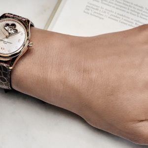 Rayakan Tahun Baru Imlek Bersama Jam Tangan Merah dan Emas Berikut Ini