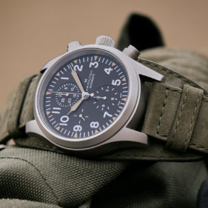 Hamilton Khaki Field Automatic Chronograph: Jam Tangan Militer dengan Teknologi Modern