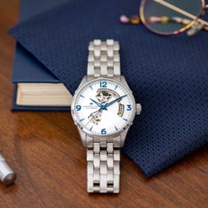 Warna Biru Hiasi Hamilton Jazzmaster Terbaru