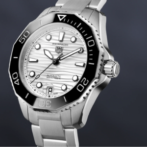 Aquaracer Professional 300: Menyelam Lebih Dalam dan Gaya Bersama TAG Heuer