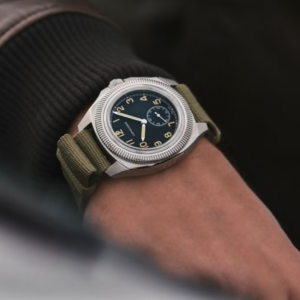 Esensi Longines Pilot Majetek Diperbarui: Menyorot Gaya Kontemporer