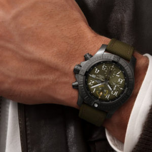 Tampil Macho dengan Breitling Avenger Chronograph 45 Night Mission