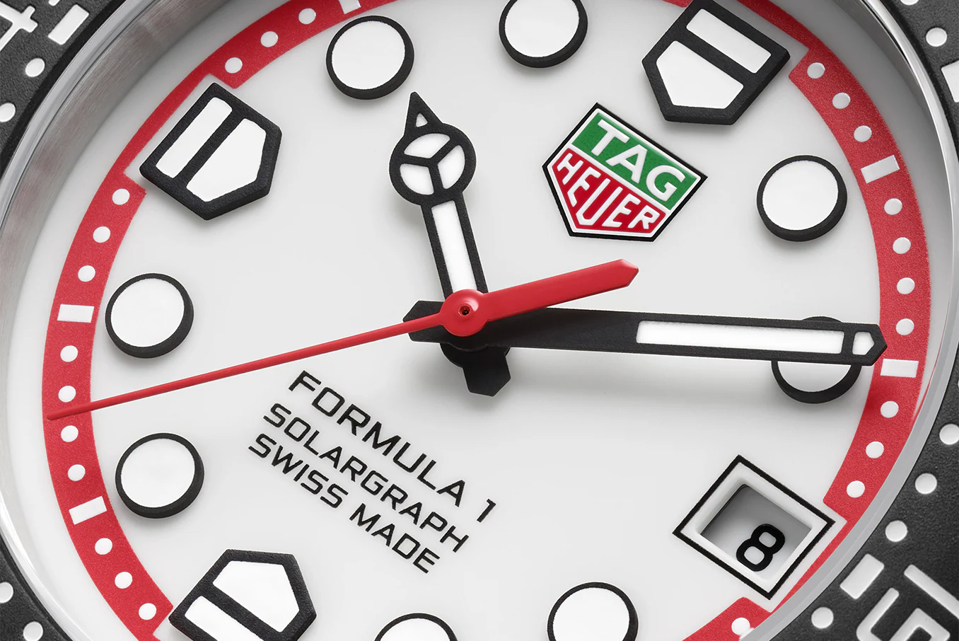 Tiga Gaya TAG Heuer Formula 1 Solargraph